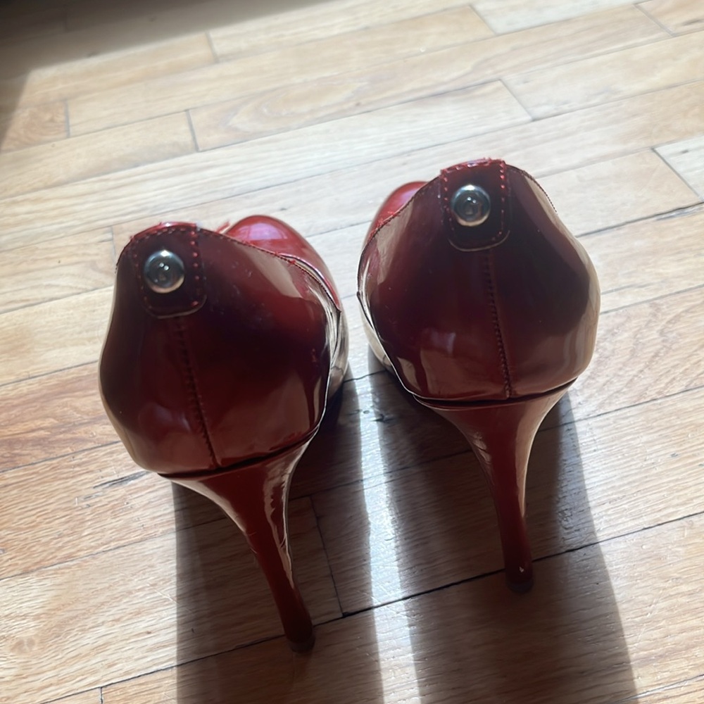 Lightly Worn Guess Ruby Red Heels - image 6